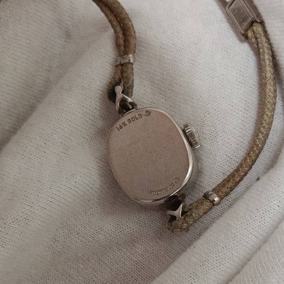 ANTIQUE LADY HAMILTON .35CT OLD MINE DIAMOND 14KT WHITE GOLD OVAL WATCH - Picture 2 of 5